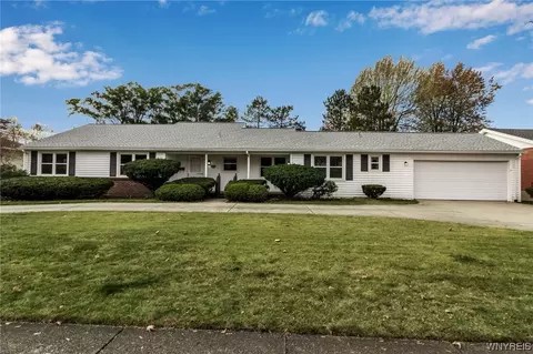 234 Surrey Run, Amherst, NY 14221