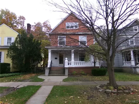 383 Tremont St, North Tonawanda, NY 14120