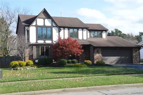 80 Pine Ct N, West Seneca, NY 14224