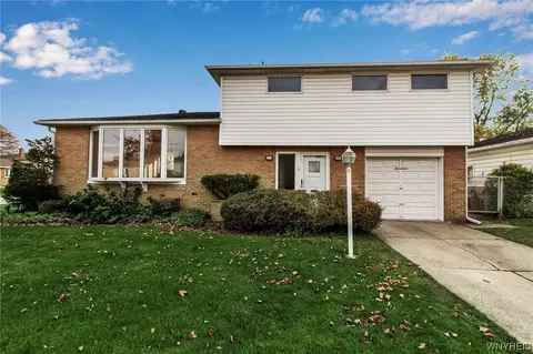 17 Marlene Dr, Cheektowaga, NY 14225