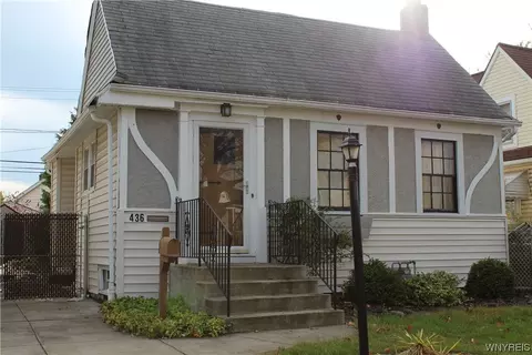 436 Tremont Ave, Kenmore, NY 14217