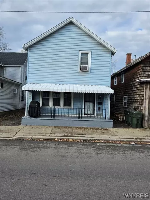 218 Oliver St, North Tonawanda, NY 14120