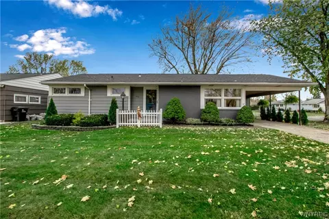 374 Green Acres Rd, Tonawanda, NY 14150