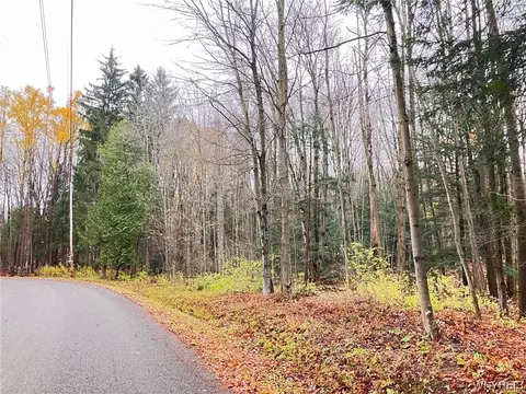Vl Yochum, Eden, NY 14057