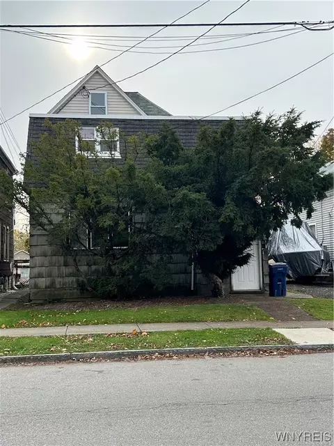 8721 Buffalo Ave, Niagara Falls, NY 14304