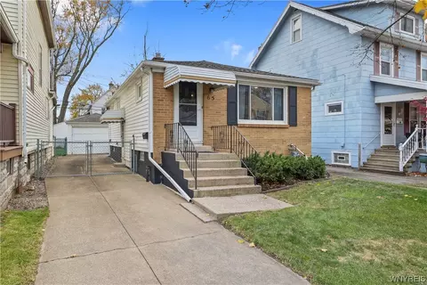 65 Parkwood Ave, Kenmore, NY 14217