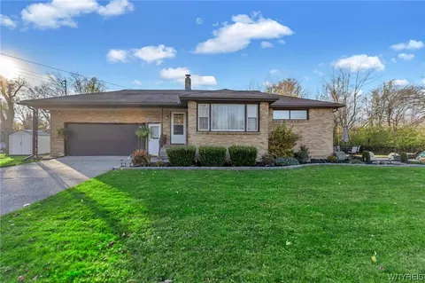 130 Weigand St, West Seneca, NY 14224