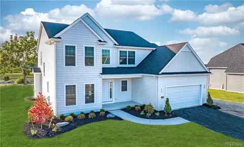 5518 Sycamore Ln, Hamburg, NY 14075