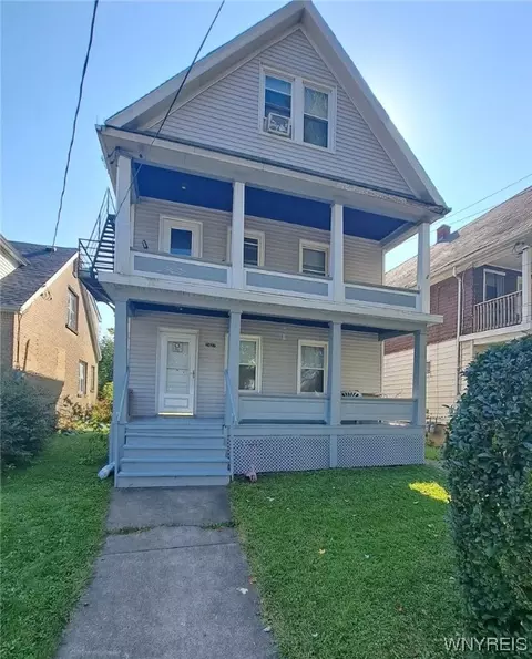2427 Grand Ave, Niagara Falls, NY 14301