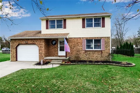 61 S Miller St, Lancaster, NY 14086