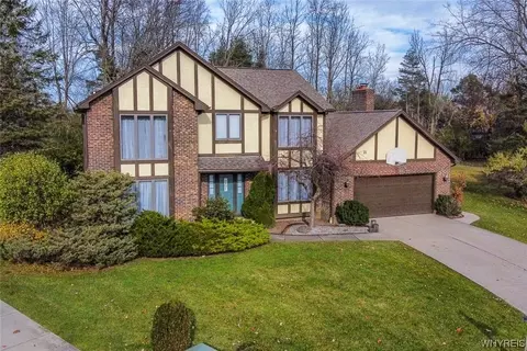 71 Towhee Ct, East Amherst, NY 14051