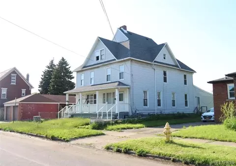 2420 Mackenna Ave, Niagara Falls, NY 14303