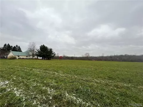 V/l Day Road, Lockport Town, NY 14094