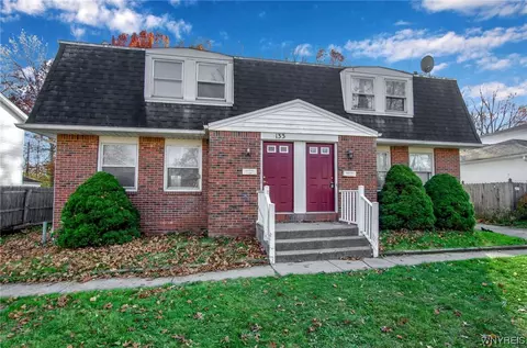 133 Marine Dr, Amherst, NY 14228