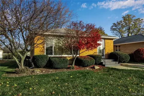 254 Lydia Ln, Cheektowaga, NY 14225