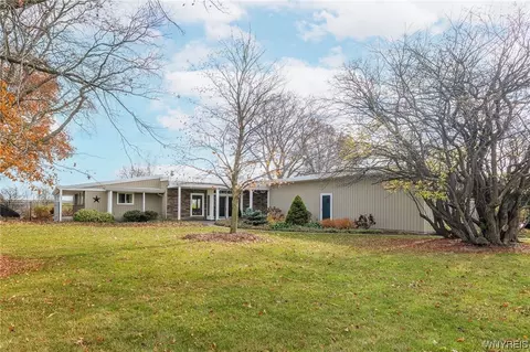 10963 Starr Rd, Wyoming, NY 14591
