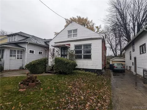 323 Dewey Ave, Buffalo, NY 14214