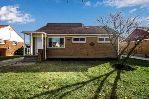 59 Seminole Pkwy, Cheektowaga, NY 14225