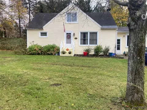 3754 N Freeman Rd, Orchard Park, NY 14127