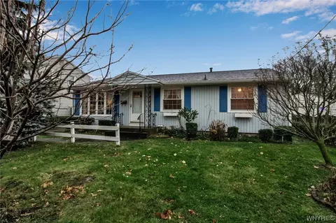 3699 Saxony Pl, Buffalo, NY 14219