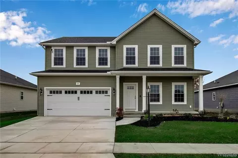 54 Eagleview Dr, Grand Island, NY 14072