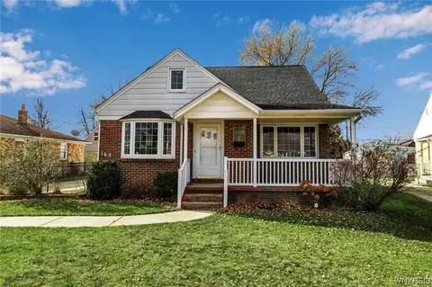 163 Farmingdale Rd, Cheektowaga, NY 14225