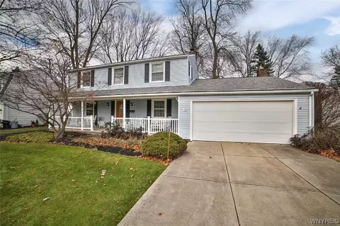 20 Old Spring Ln, Amherst, NY 14221