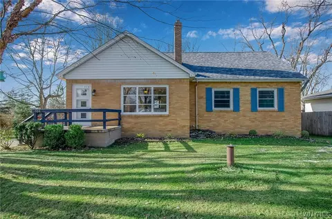 514 Hopkins Rd, Amherst, NY 14221