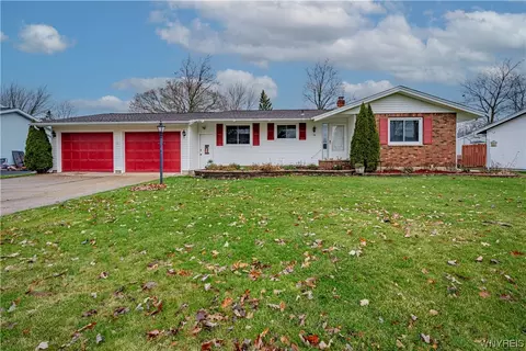 75 Haines St, Lockport, NY 14094