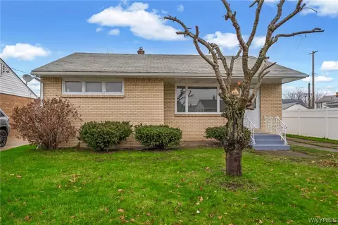235 N Willowlawn Pkwy, Cheektowaga, NY 14206