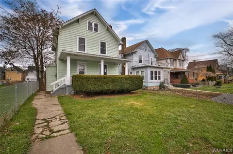 1824 Niagara Ave, Niagara Falls, NY 14305
