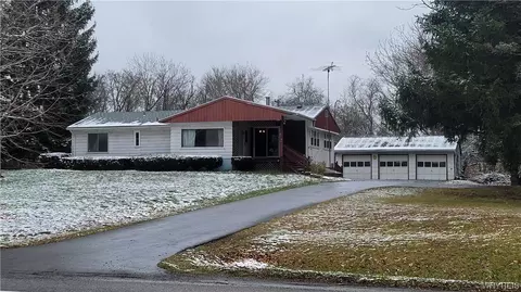 5427 Clinton Street Rd, Batavia, NY 14020