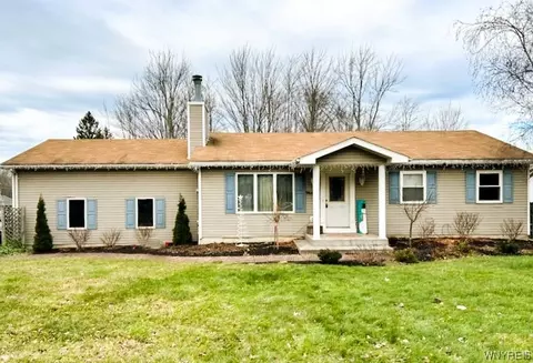 9640 Ellicott St, Evans, NY 14006