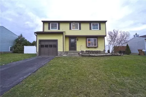 44 Thornwood Dr, Cheektowaga, NY 14227