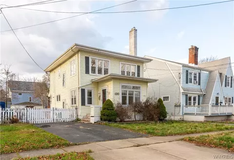 120 84th St, Niagara Falls, NY 14304