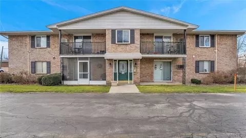 1158 Indian Church Rd #3, West Seneca, NY 14224