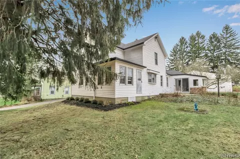 10950 Sisson Hwy, North Collins, NY 14111