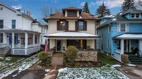 85 Ontario St, Lockport, NY 14094