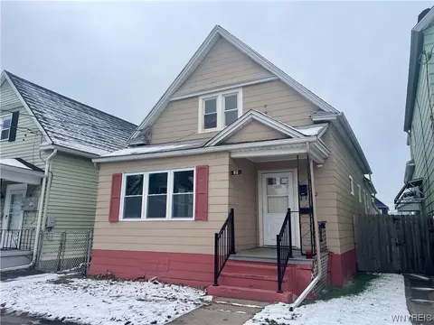 82 Gorski St, Buffalo, NY 14206