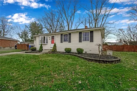 168 Willowcrest Dr, West Seneca, NY 14224