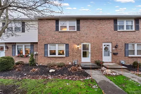 309 Wimbledon Ct #309, West Seneca, NY 14224