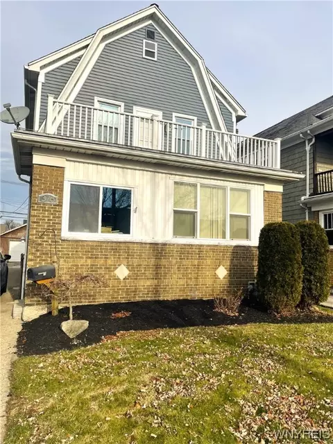 376 Taunton Pl, Buffalo, NY 14216