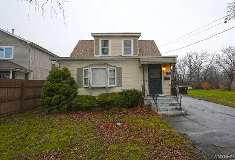 99 Sawyer Ave, Lancaster, NY 14086