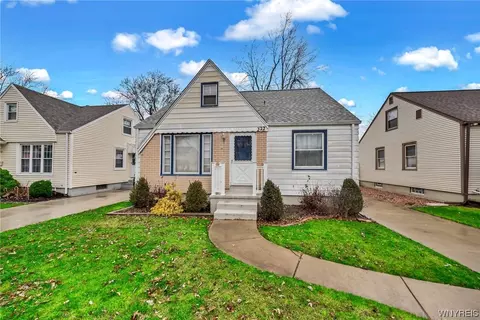 322 Thorncliff Rd, Buffalo, NY 14223