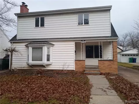 3520 Chapin Ave, Niagara Falls, NY 14301