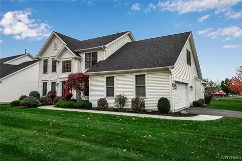 6364 White Oak, Lake View, NY 14085