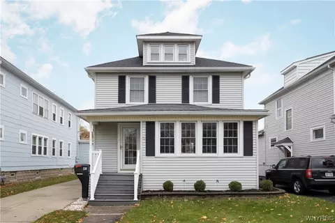 41 W Girard Blvd, Buffalo, NY 14217