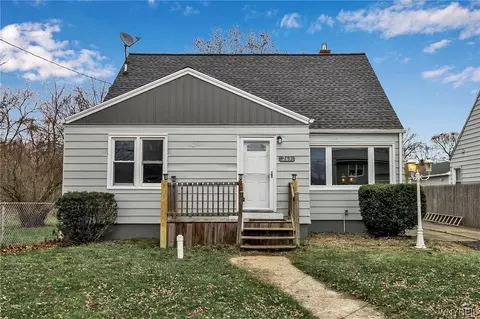 263 83rd St, Niagara Falls, NY 14304