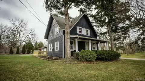 5165 Lewiston Rd, Lewiston, NY 14092