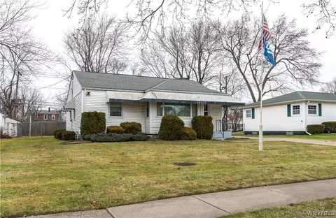 121 Brendan Ave, Buffalo, NY 14217